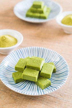 yumuşak çikolata yeşil çay 