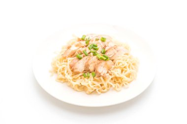 Kızartma tavuk şehriye