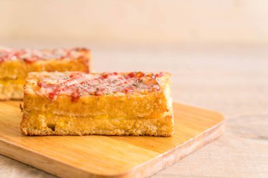 croque monsieur bacon ans egg sandwich