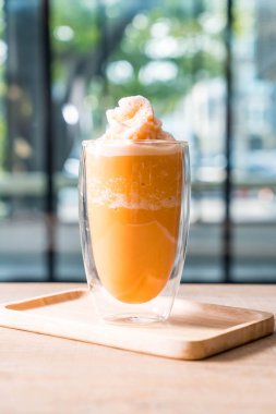 Tay süt çay milkshake karışımı