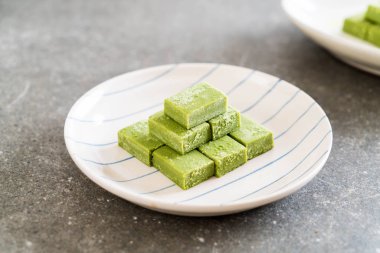 yumuşak çikolata yeşil çay 