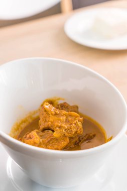 Köri Domuz kemikleri