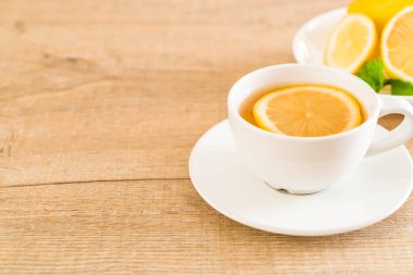 sıcak limonlu çay