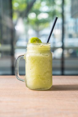 kivi smoothies kavanoz