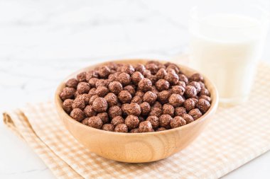 Çikolatalı gevrek kase