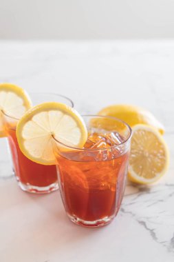 Limonlu buzlu çay