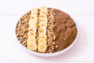 çikolata smoothies kase