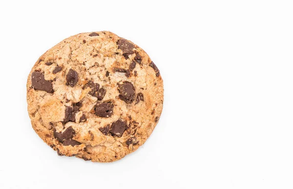 白い背景に分離されたダーク チョコレート チップ クッキー — ストック写真