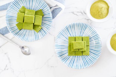 yumuşak çikolata yeşil çay 