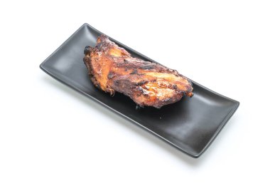 Izgara domuz pirzolası. 