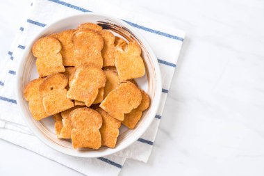 pişmiş ekmek sarımsaklı ekmek