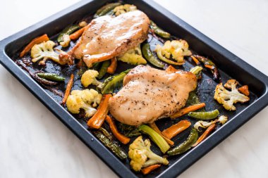 Sebzeli tavuk kızartma