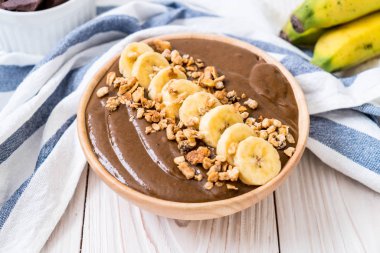 çikolata smoothies kase