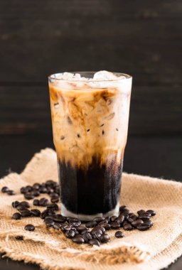 Sütlü buzlu kahve