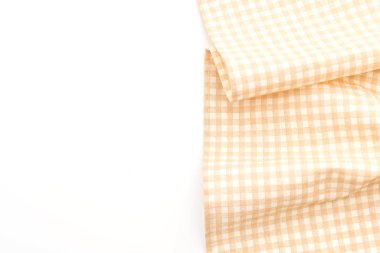 Beyaz arka plan üzerinde mutfak bezi (peçete)