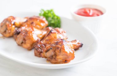 Barbekü tavuk kanadı