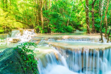 Erawan şelale, Erawan Milli Parkı Thaila içinde Kanchanaburi itibariyle