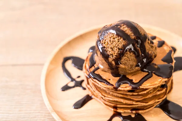 초콜릿 아이스크림 팬케이크 — 스톡 사진