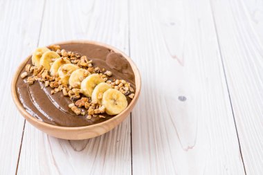 çikolata smoothies kase