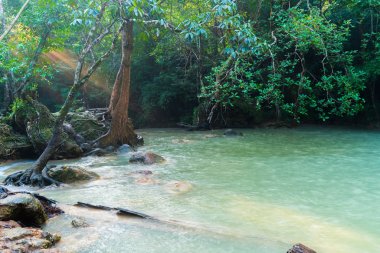 Erawan şelale, Erawan Milli Parkı Thaila içinde Kanchanaburi itibariyle