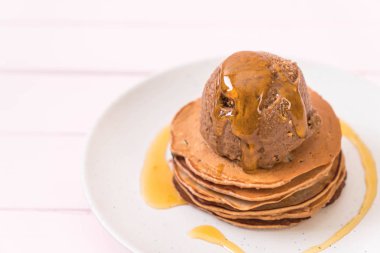 Çikolatalı dondurma ile gözleme