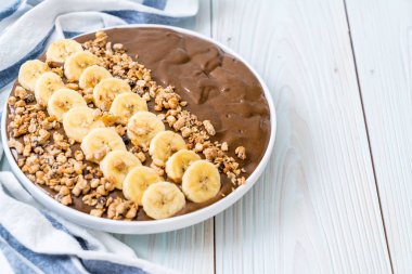 çikolata smoothies kase