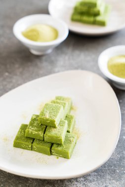 yumuşak çikolata yeşil çay 