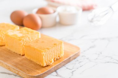 Ev yapımı turuncu kek