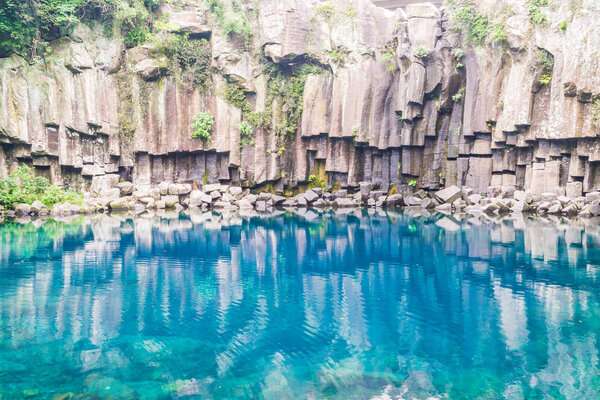 cheonjeyeon waterfalls in Jeju Isaland