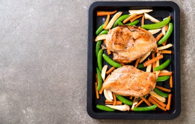 Sebzeli ızgara tavuk