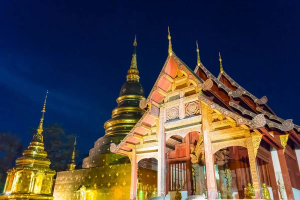 Wat Phra Singh em Chiang Mai, Tailândia . — Fotografia de Stock