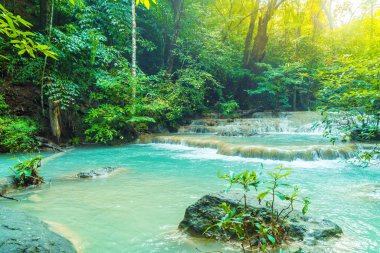 Erawan şelale, Erawan Milli Parkı Thaila içinde Kanchanaburi itibariyle