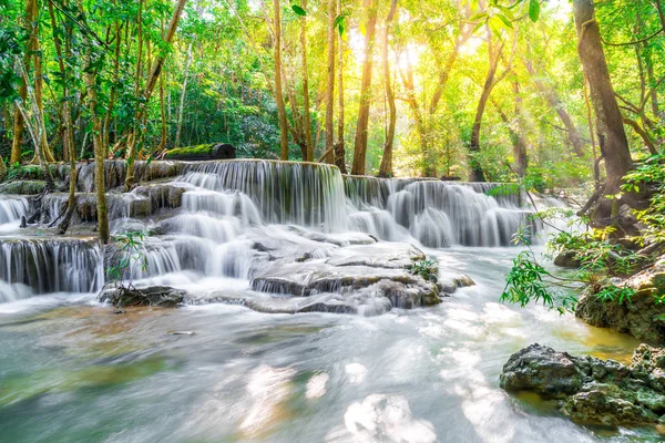 Huay Mae Kamin Waterfall, Kanchanaburi Tayland — Stok fotoğraf