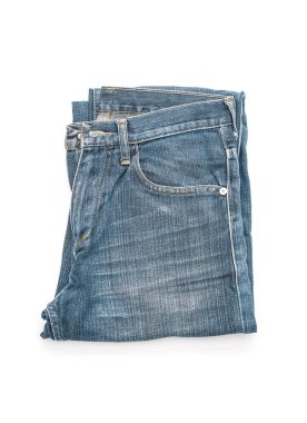 Beyaz arka plan üzerinde katlanmış kot