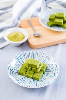 yumuşak çikolata yeşil çay 