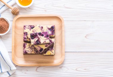 yaban mersini peynirli kek