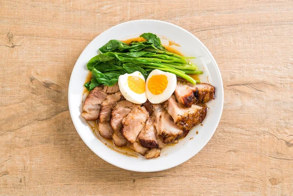 Demlenmiş Domuz bacak 