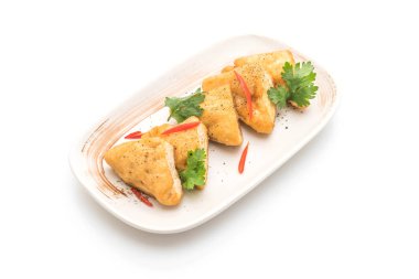 Kızarmış tofu - vegan gıda