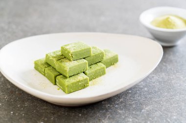 yumuşak çikolata yeşil çay 