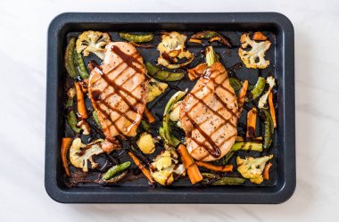 Sebzeli tavuk kızartma