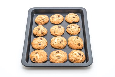 Kuru üzüm ve kavrulmuş kaşu fındık ile tatlılar