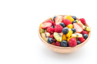 karışık taze meyve (çilek, ahududu, yaban mersini, kivi, mang