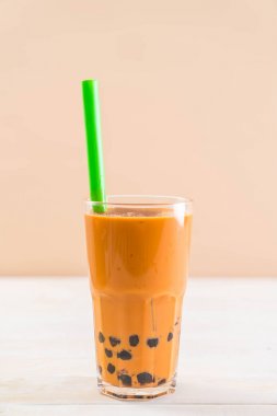 kabarcık ile Tay süt çay