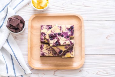 yaban mersini peynirli kek