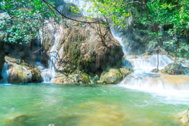 Erawan şelale, Erawan Milli Parkı Thaila içinde Kanchanaburi itibariyle