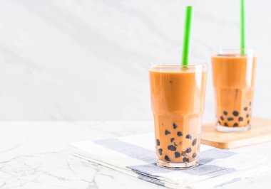 kabarcık ile Tay süt çay