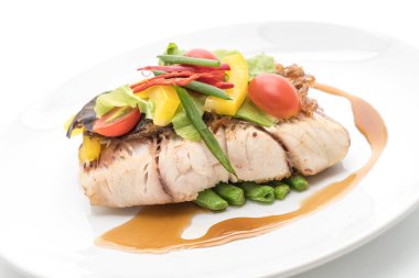 balığı biftek vagetable ile balık