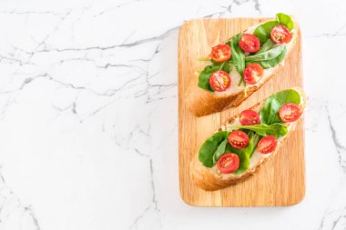 roka ve domates ekmek 