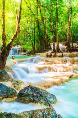 Erawan şelale, Erawan Milli Parkı Thaila içinde Kanchanaburi itibariyle