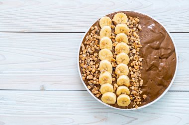 çikolata smoothies kase